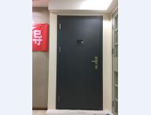 監室門
